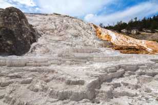 Mammoth Hot Springs-7694.jpg